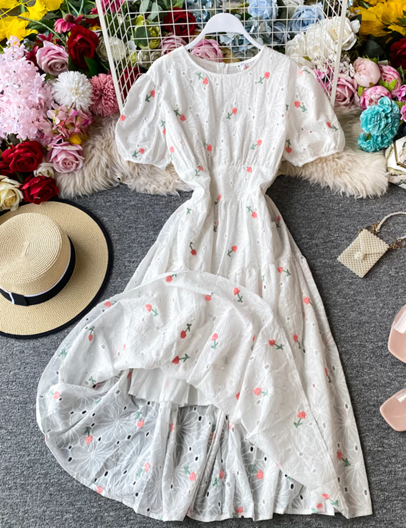 Cute loose white embroidery dress 056 - Image 3